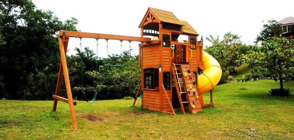 Tugawe Cove Resort Colongcocon Exterior foto